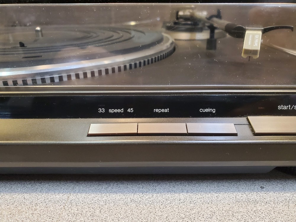 TECHNICS SL-QD33 Stereo Turntable, Quartz Direct Drive Automatic, Tested Working
