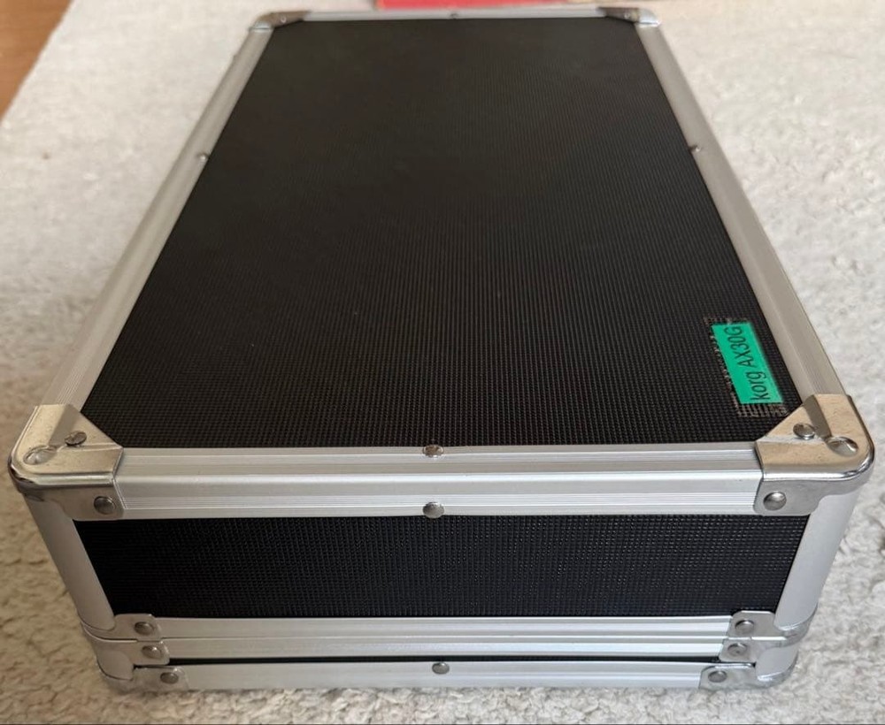 KORG AX30G ToneWorks Multi-Effects Flight case