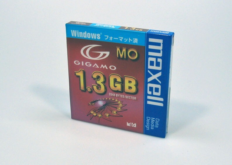 1x Unopened Maxell 3.5inch 1.3GB Rewritable MO Disk / Windows formatting