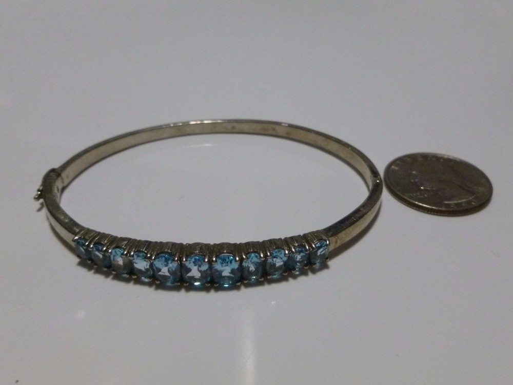 DESIGNER "NL" STERLING SILVER BLUE TOPAZ STACKBLE HINGED BANGLE BRACELET 7.5"