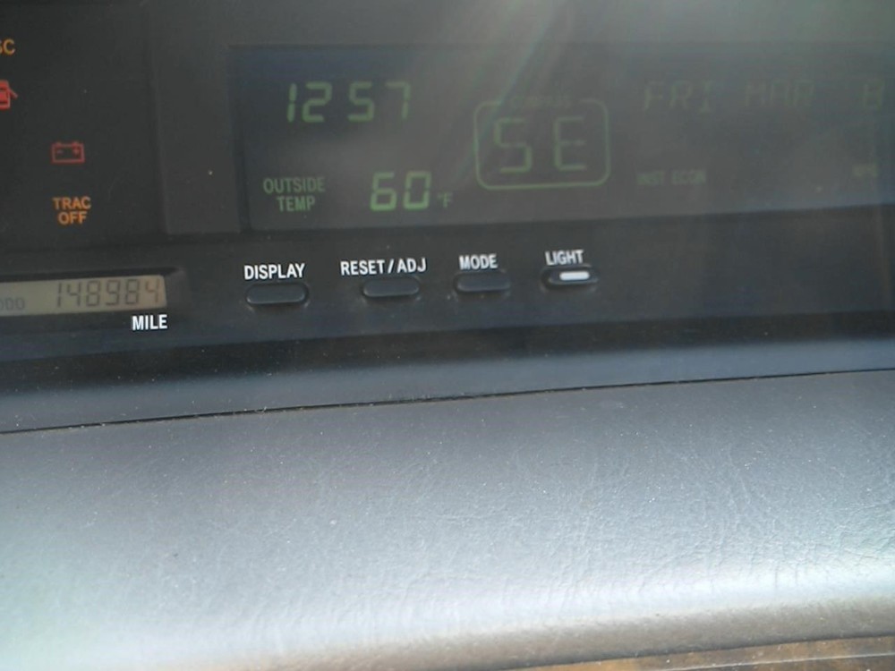 Engine ECM Electronic Control Module Right Hand Dash Fits 02-03 AVALON 104956078