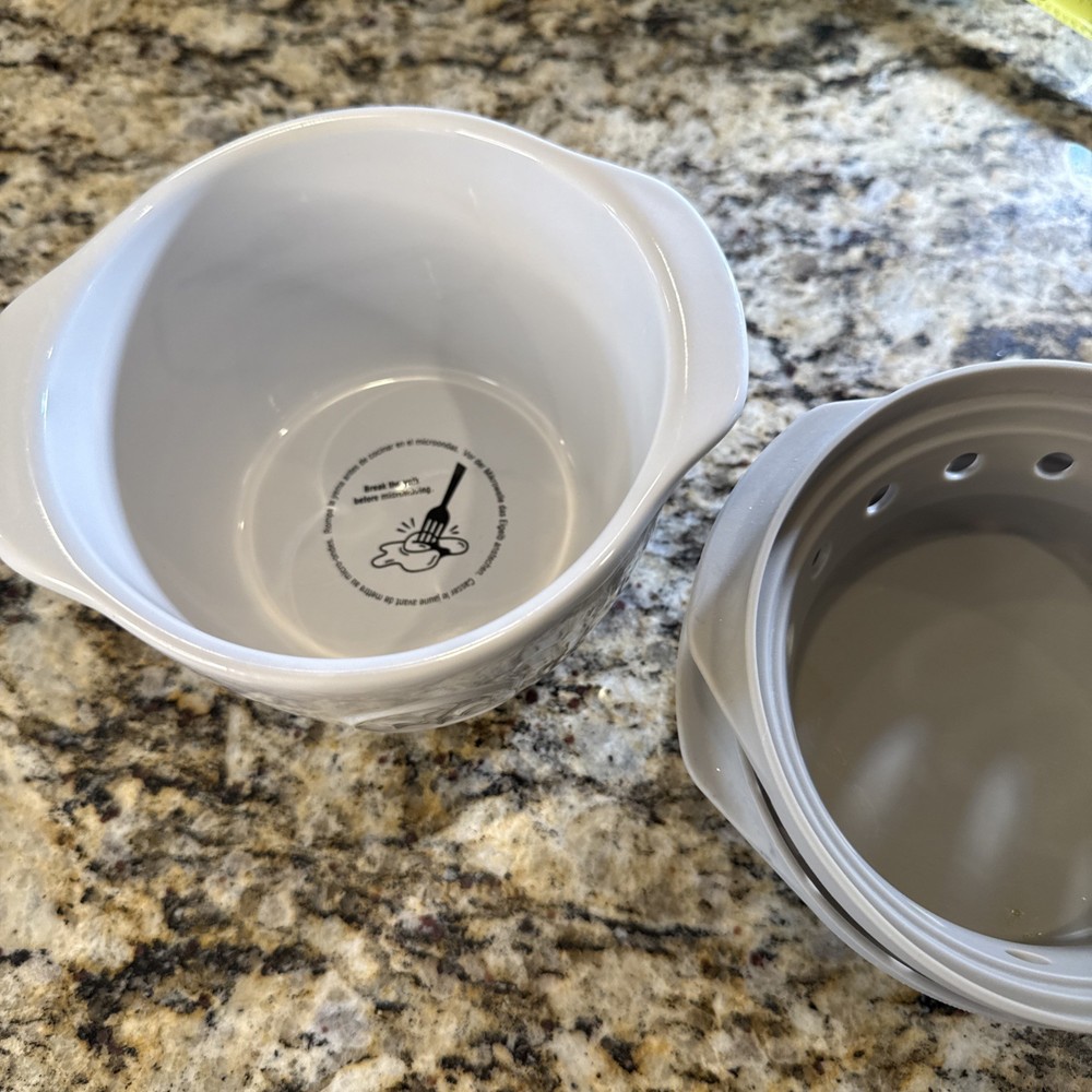 Pampered Chef Ceramic White Breakfast Sandwich Maker. No Box