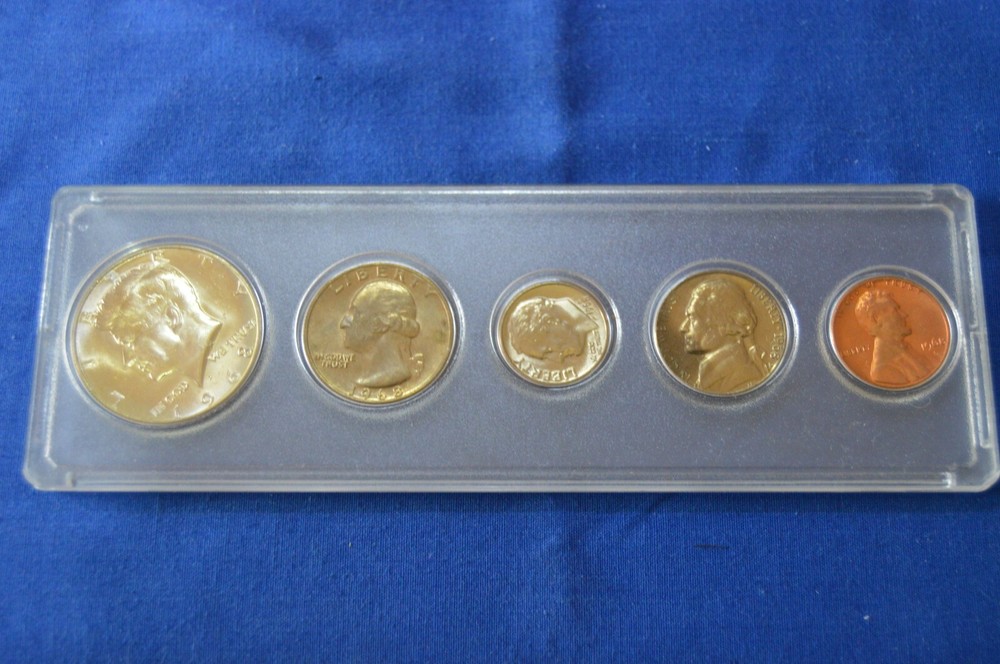 1968 Birth Year Set Includes 40% Silver Kennedy Half 68-1