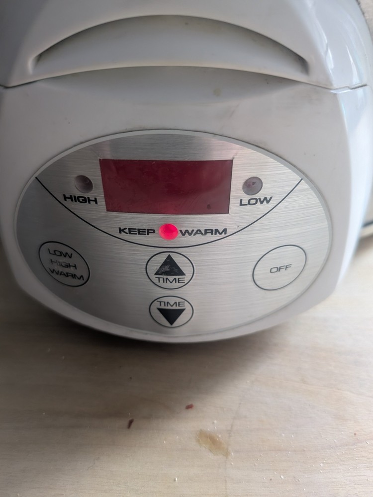 Rival 6 Qt. Crock Pot Programmable Smart-Pot Model SCVC651