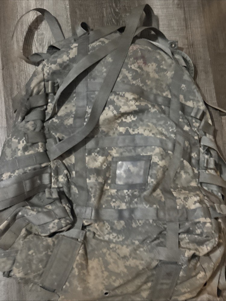 Complete Rucksack Backpack ACU Large Version MOLLE II Straps Need Reentry