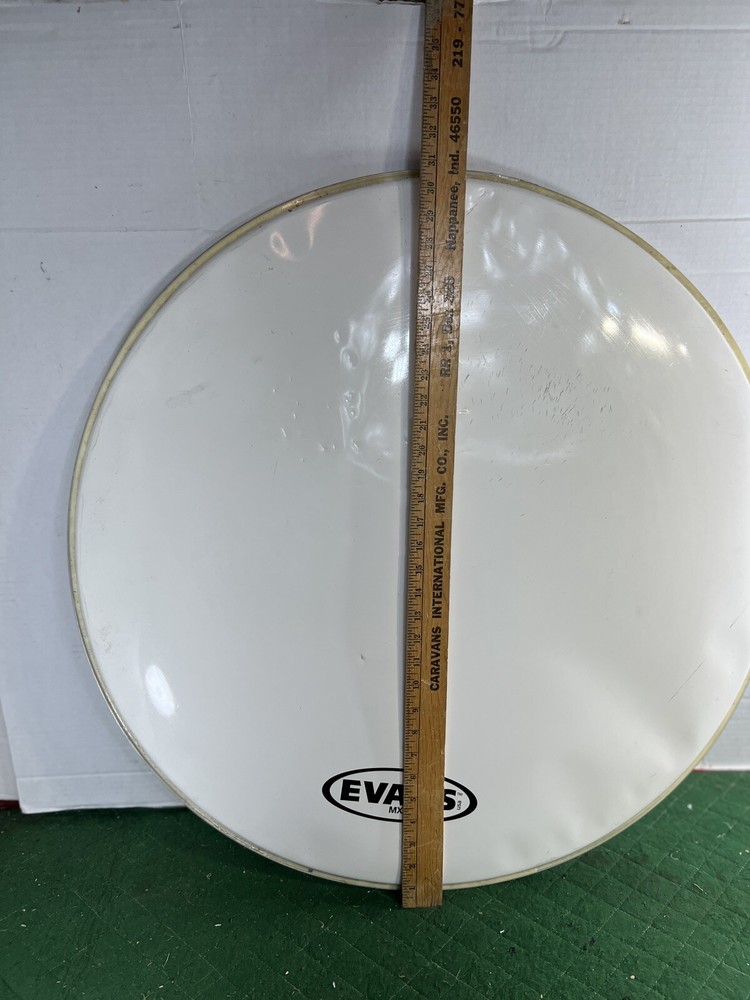 Used EVANS BD30MX2 30" White Marching Bass Head