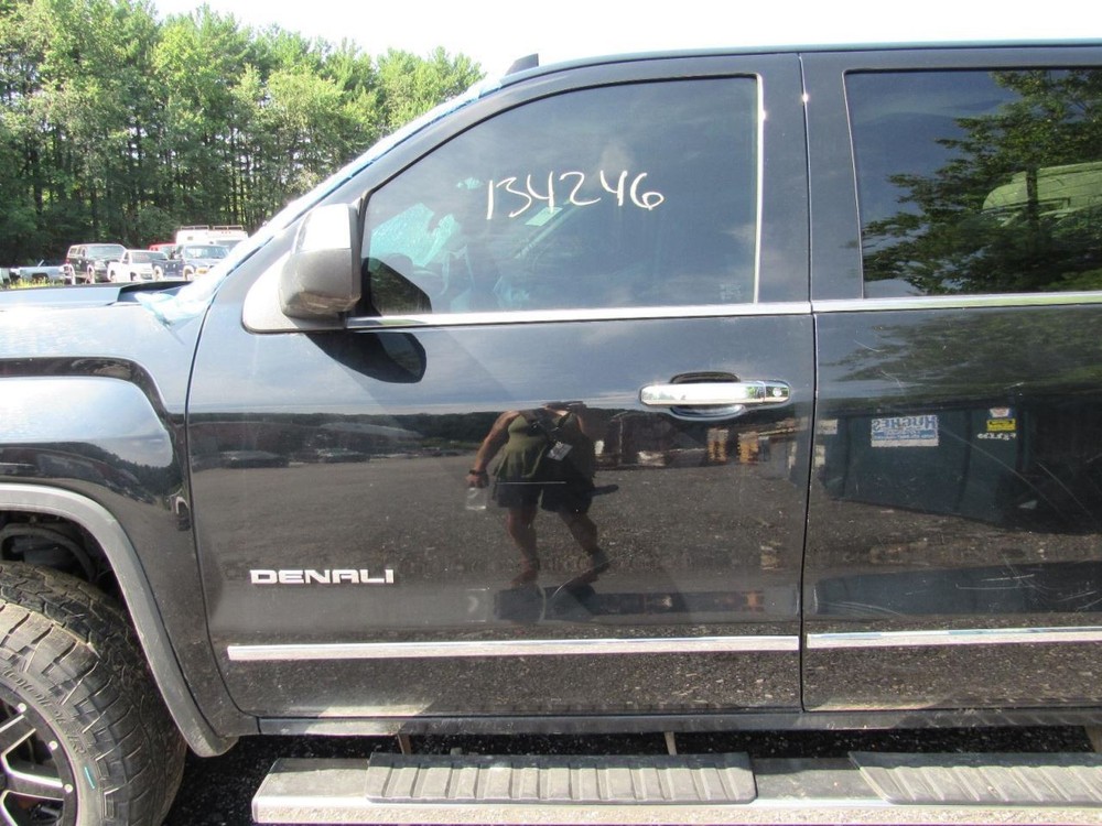 SIERDEN15 2016 Glove Box 1065251