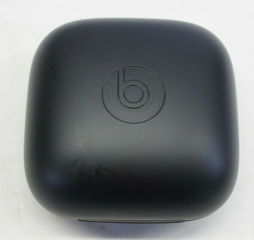 Beats Apple genuine Powerbeats Pro A2078 replacement Charging Case charger