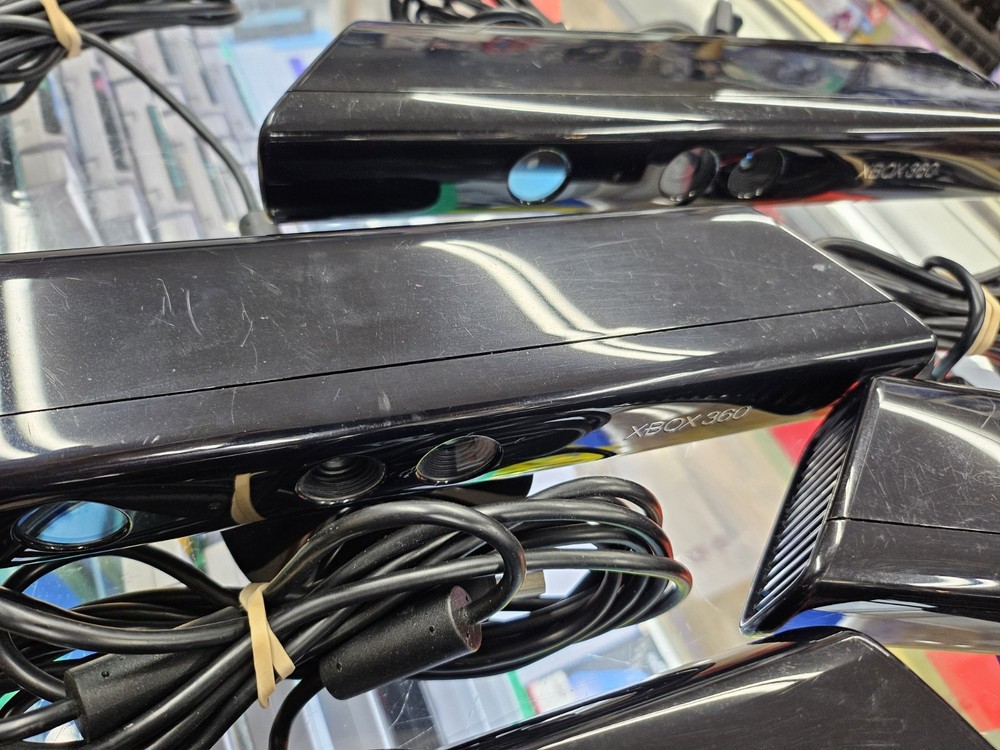 Microsoft Xbox 360 Kinect Sensor Camera & Game Original OEM