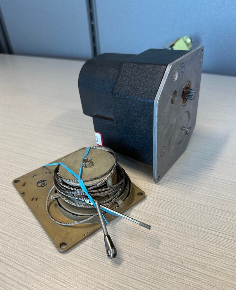 Bendix King KS272C Trim Servo