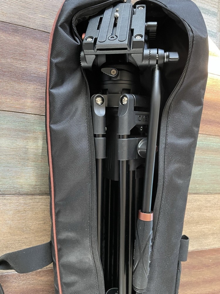 CAYER Tripod w/ Padded Carrying Case