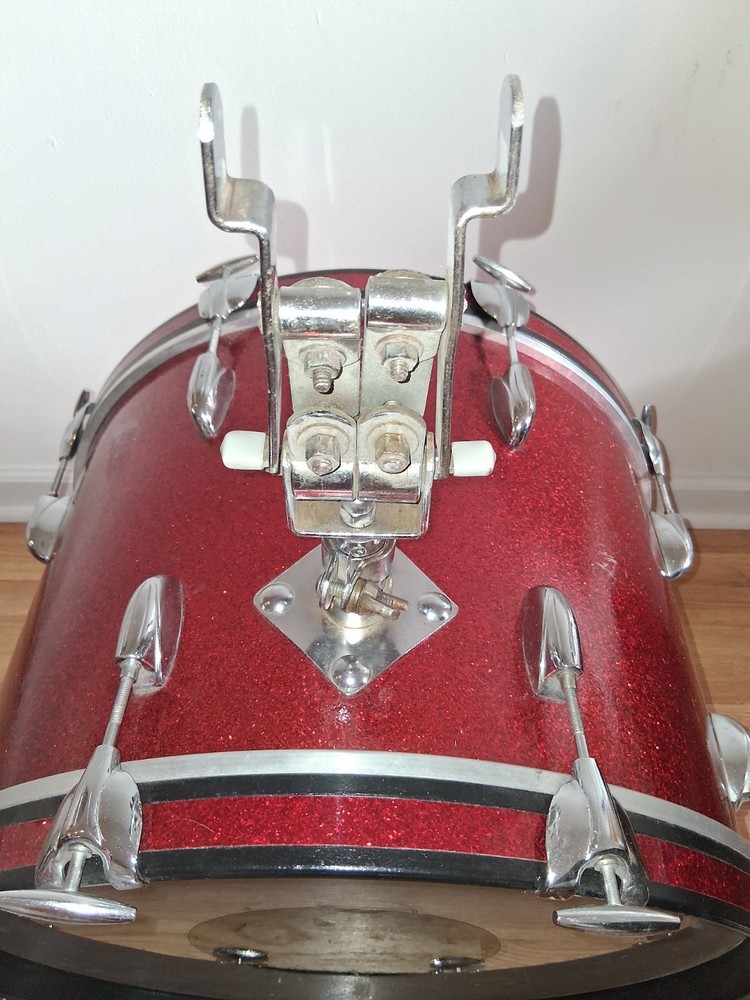 Gretsch 1966 Red Sparkle 4 piece drum set