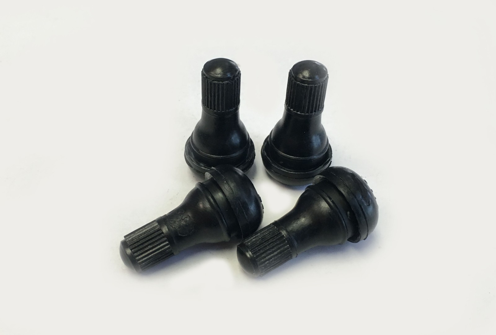 TR-412 Snap In Shorty Short Black Rubber Valve Stems Kit Set TR412 Set of 4