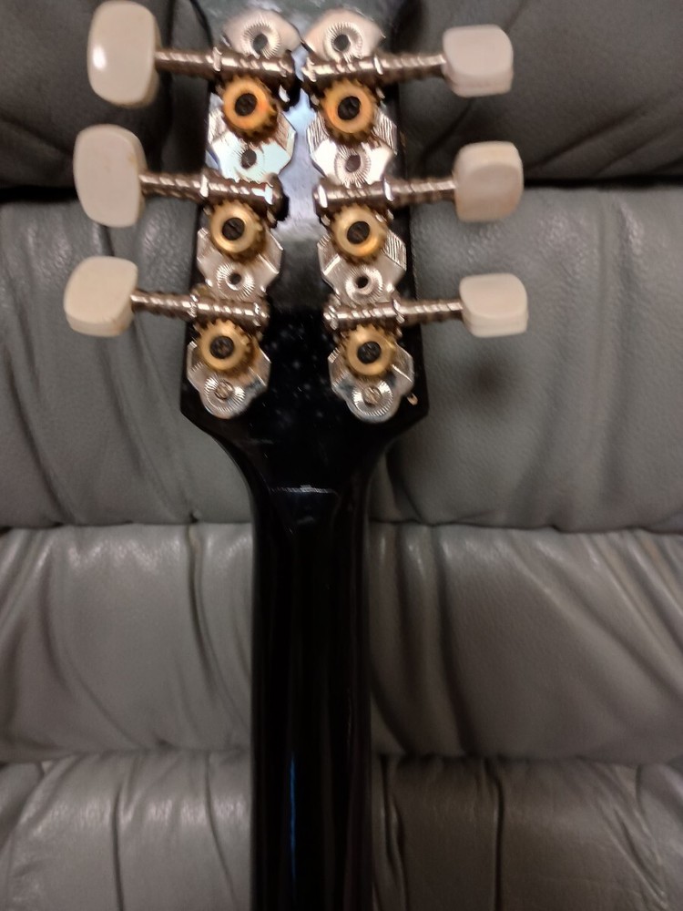 Good condition Mandolin String instrument Rare item