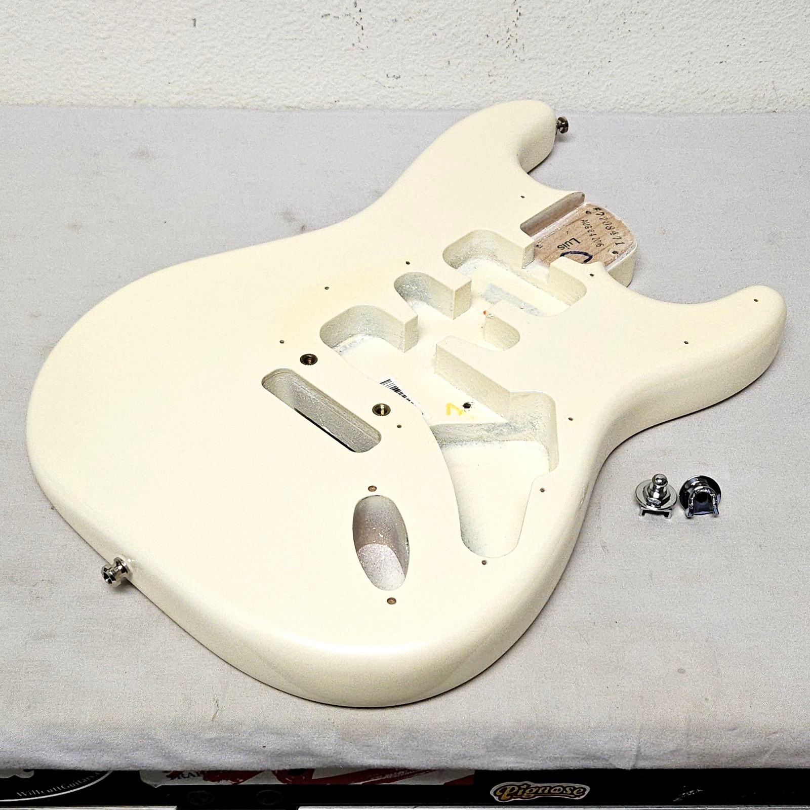 2016 Fender American Elite Strat Alder Body Olympic Pearl White for USA Guitar