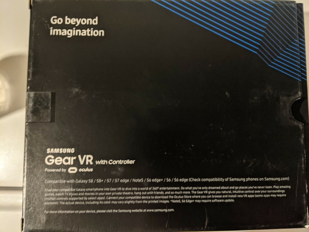 Samsung Gear VR Powered By Oculus Virtual Headset W/ Controller (SM-R324) - Used