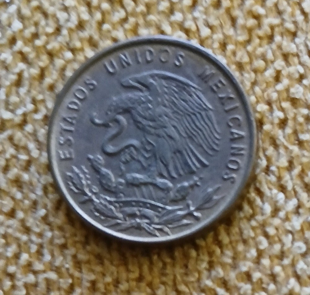 MEXICO - 1954 - ONE CENTAVO  - COIN - VF