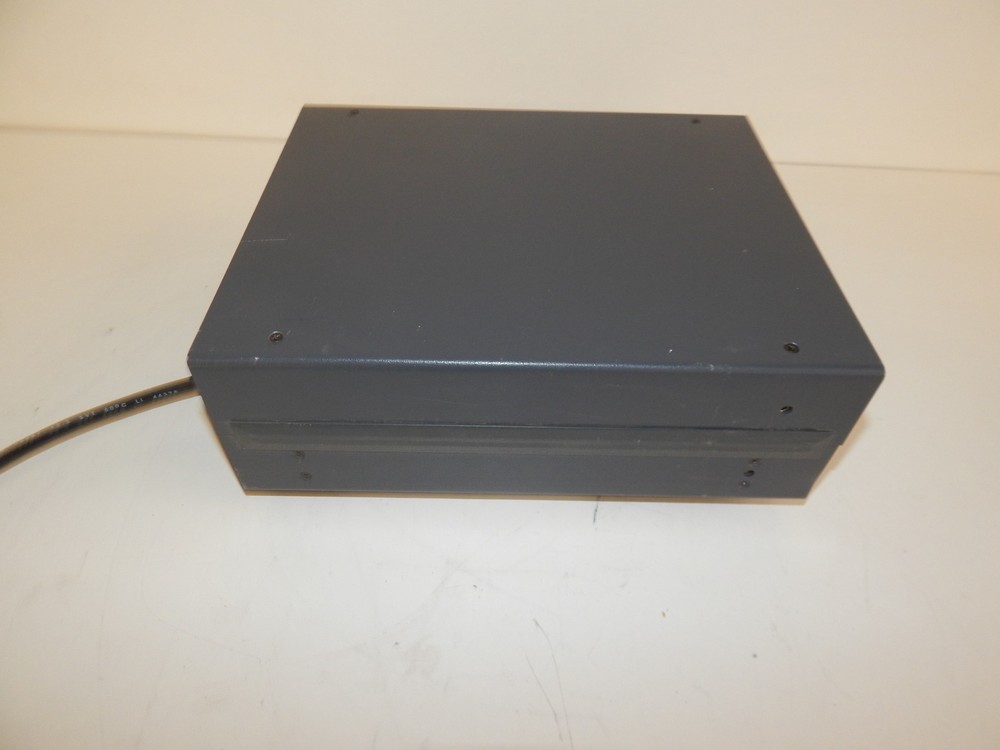 ^^ NEWPORT OPTICAL POWER METER MODEL 835 (EQX44)