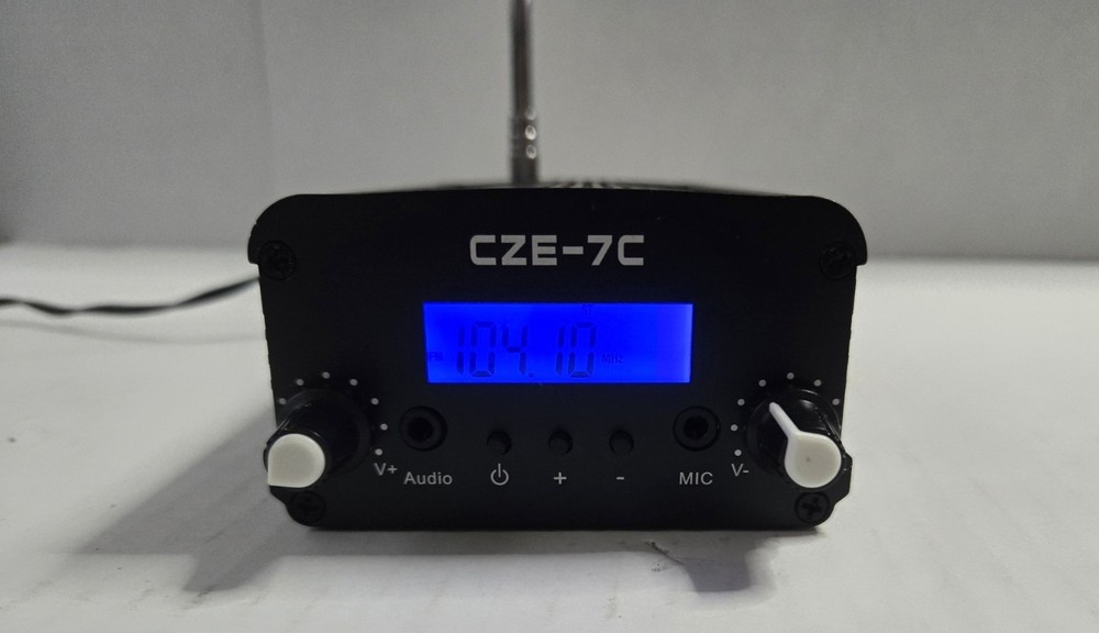 FM Transmitter Church 7/1W Mini Radio Stereo Station PLL Black CZE7C