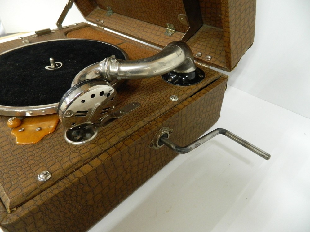 Beautiful Birch Number 85 Phonograph