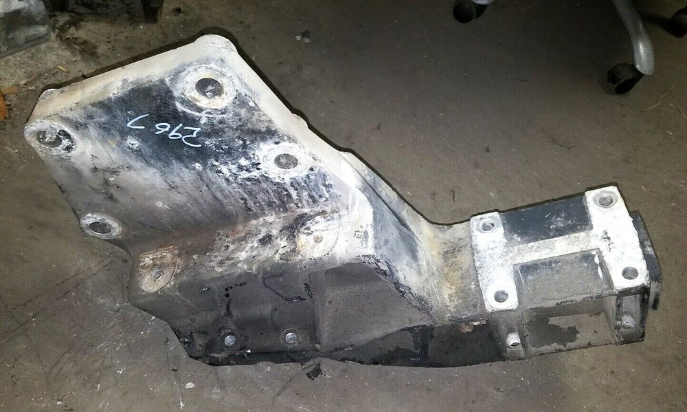 KENWORTH T-2000 FRAME HORN B11-1000-1R