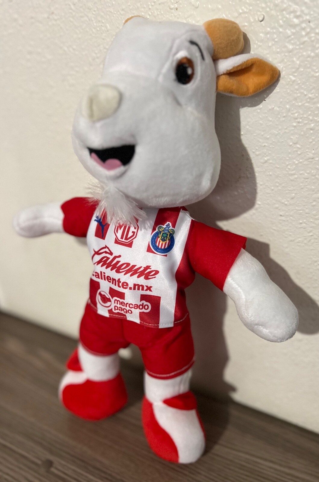 STUFFED ANIMAL CHIVAS RAYADAS DEL GUADALAJARA LIGA MX MASCOTA