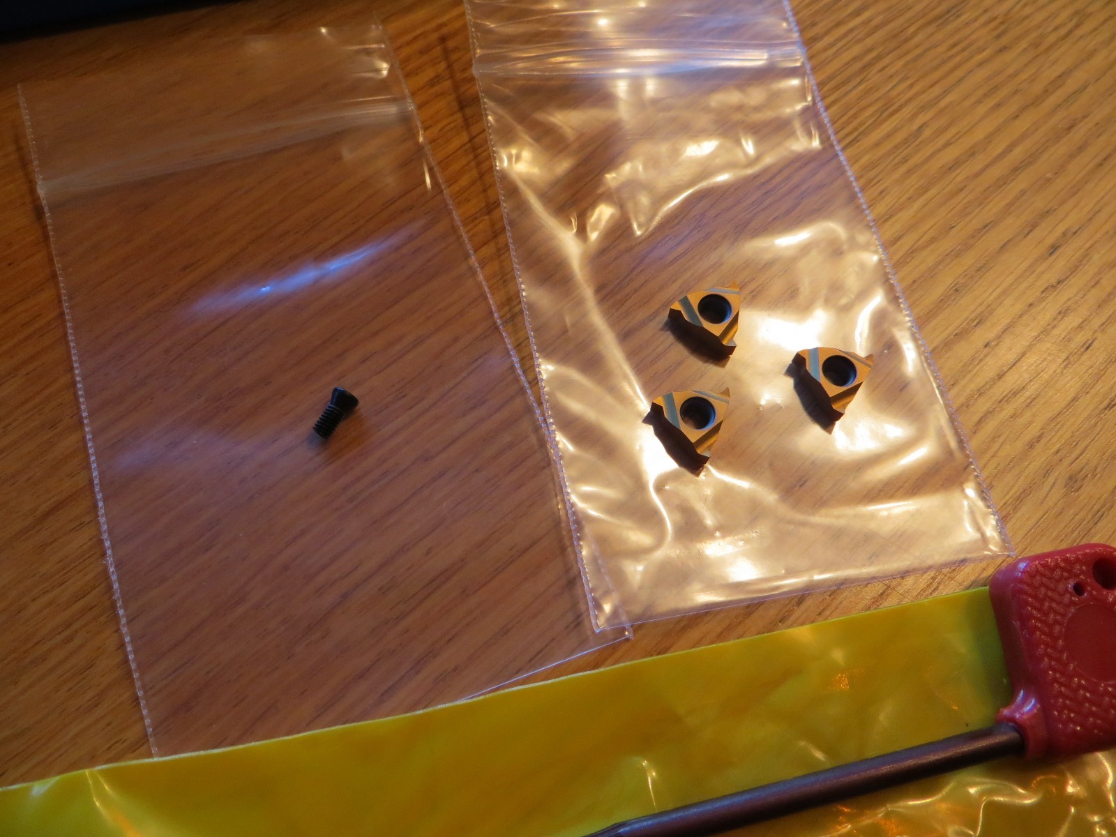 Small Internal Threading Tool, Boring Tool, with 3 Carbide 11 IR A 60 inserts