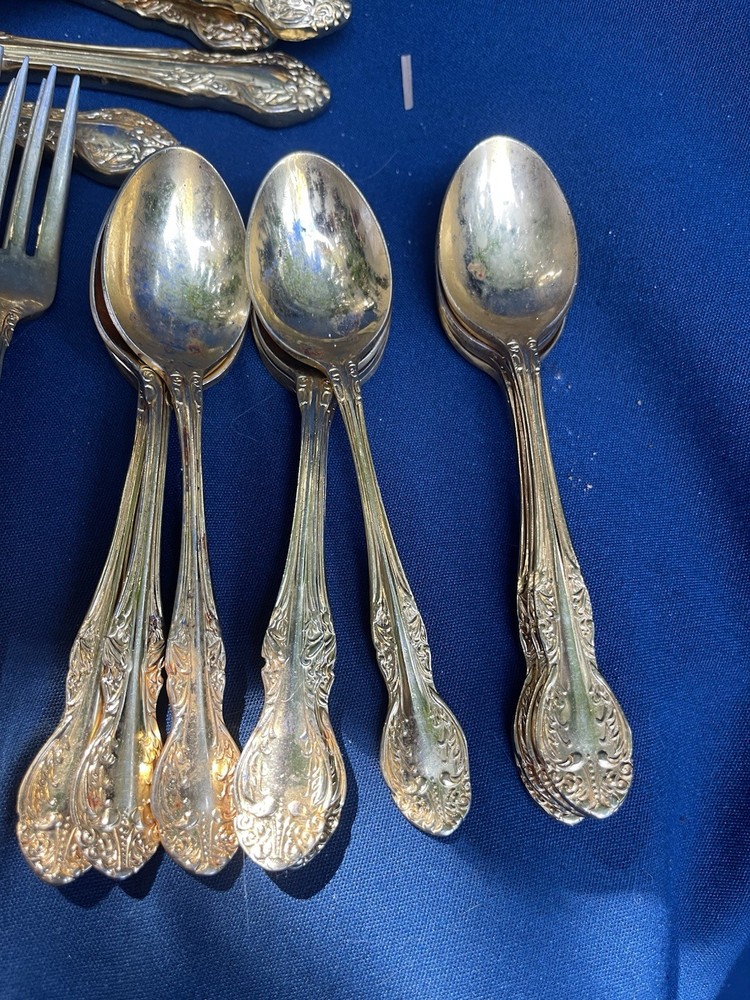 CAPCO JAPAN GOLD FLATWARE 42 Pieces