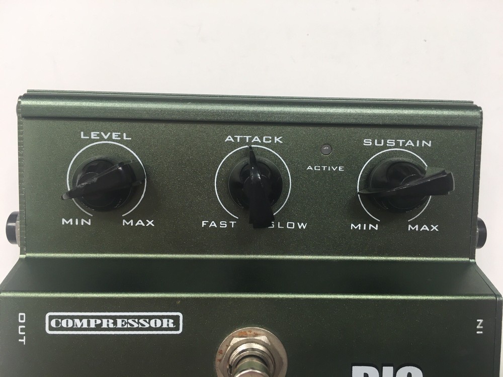 Rocktron Big Crush Compressor Sustainer Compression Guitar Effect Pedal