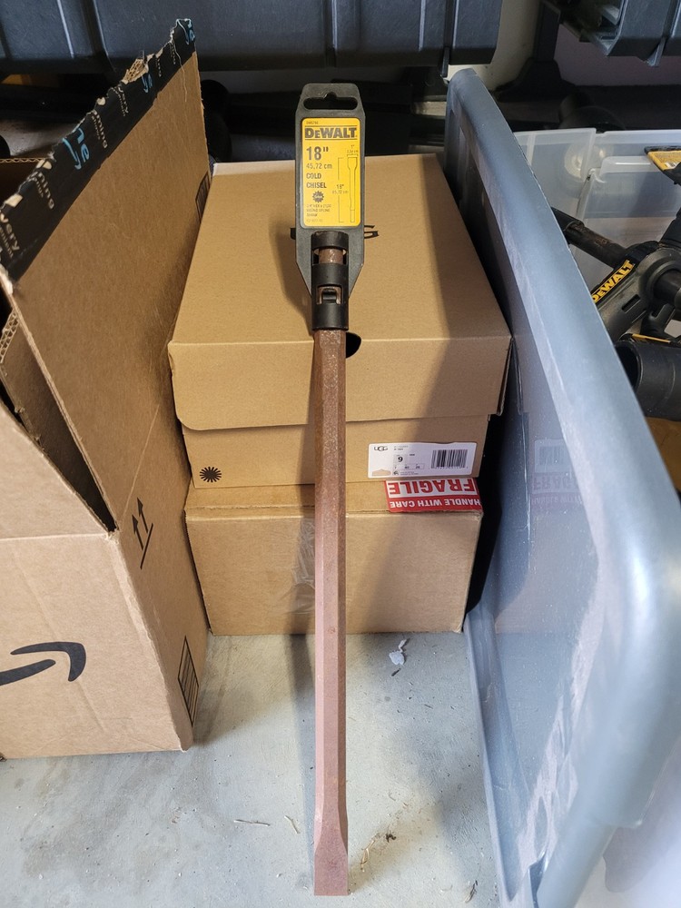 DeWalt Spline 1" x 18" Cold Chisel DW5780