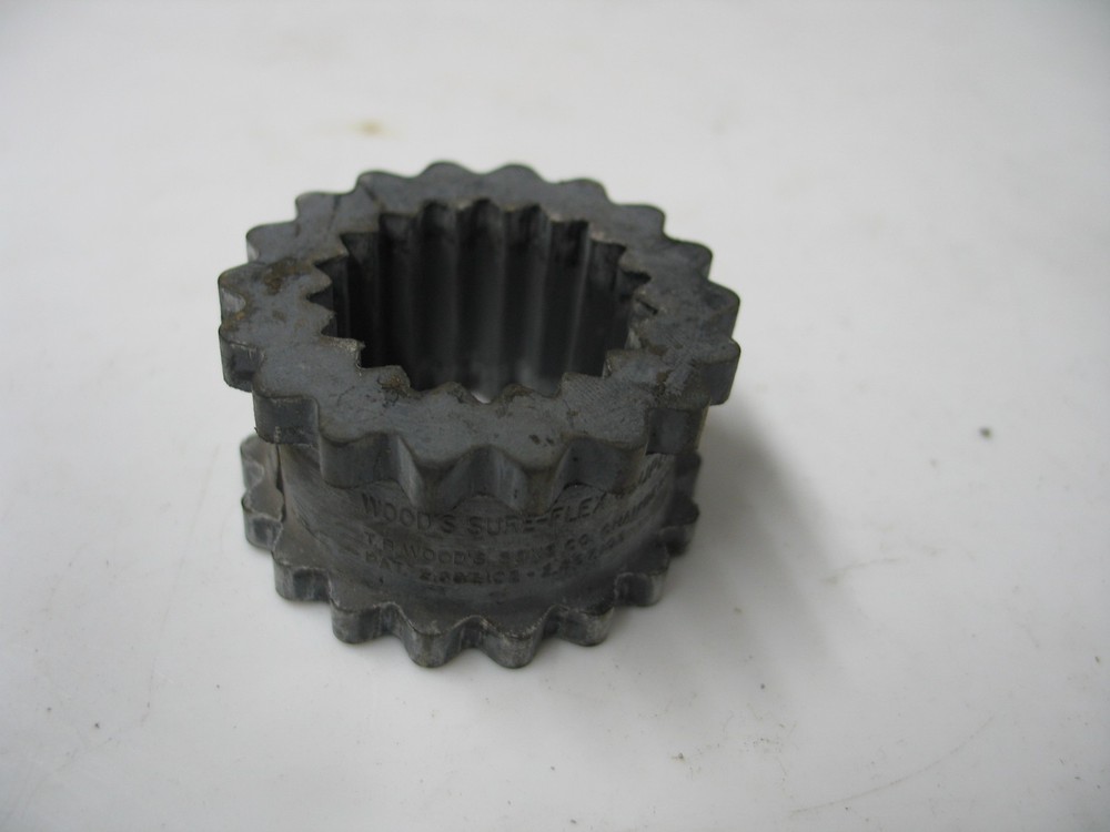 TB WOOS 4J SURE-FLEX FLEXIBLE COUPLING NEOPHRENE SLEEVE A1143