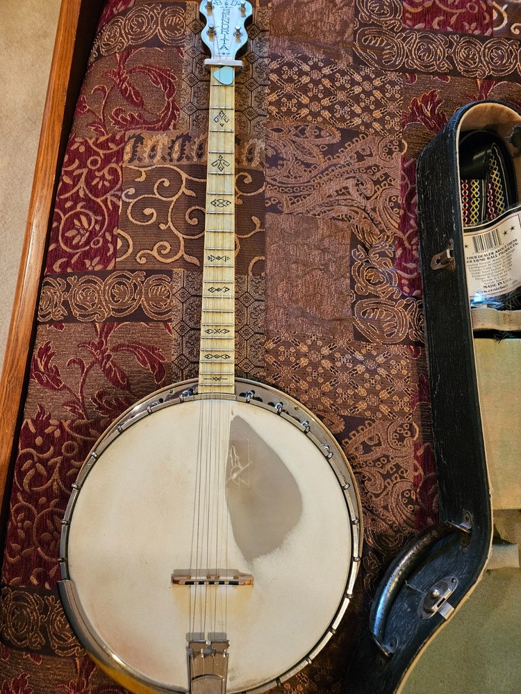 B&D 4 string Senatora used Banjo