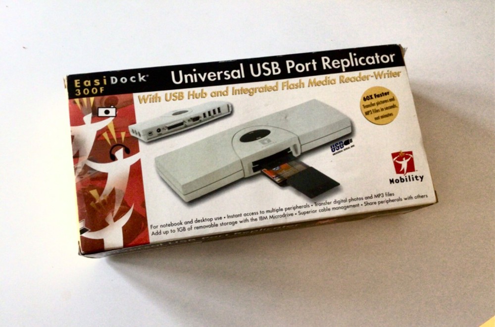 USB Universal port replicator-"EasiDock 300F multi task functions. Flash teader.