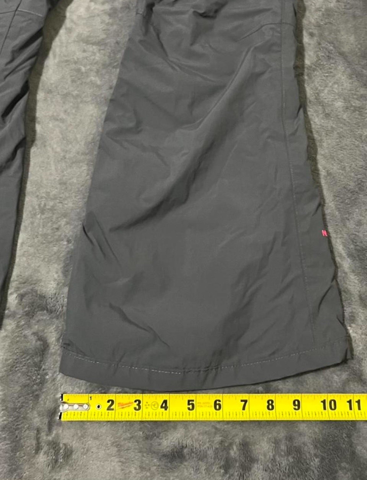 The North Face Hyvent Snow Ski Pants Women’s Medium Pink & Gray Waterproof