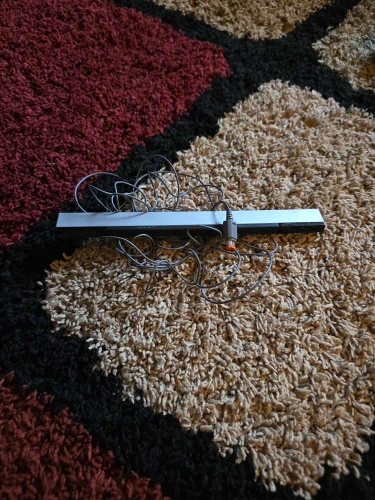 Nintendo Wii Sensor Bar - Silver Oem!