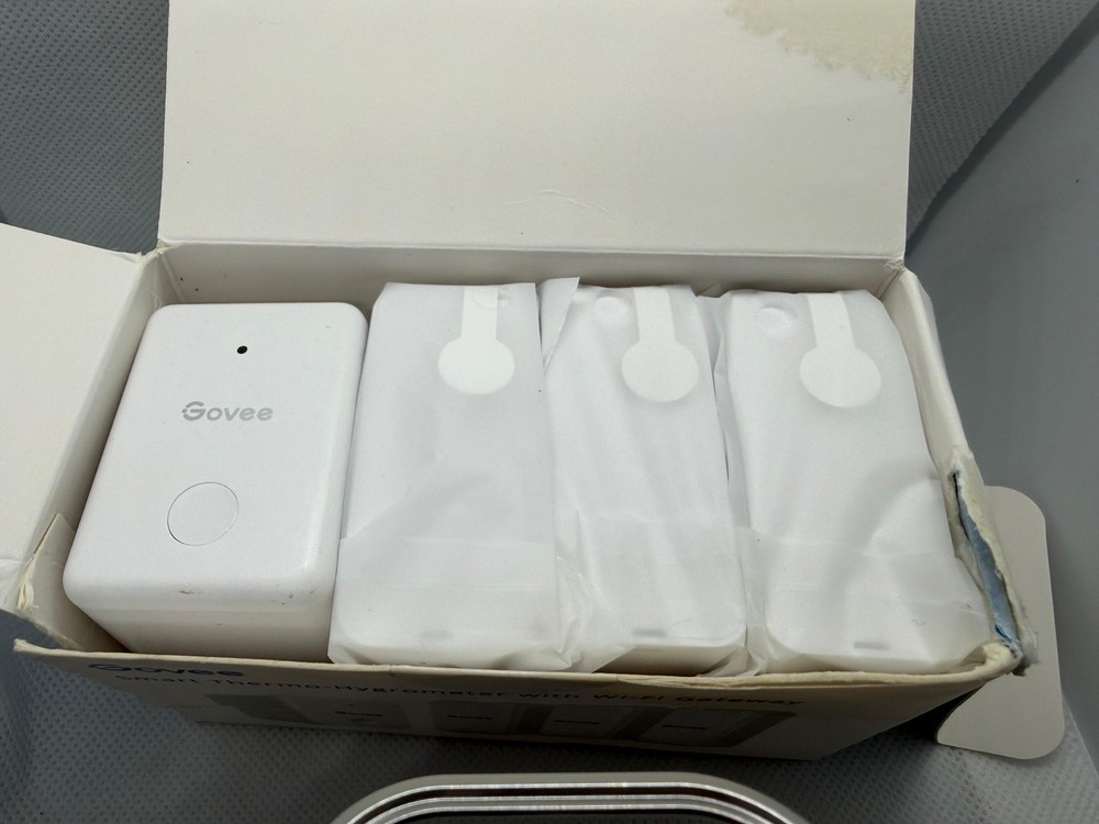 Govee Thermo Hygrometer Sensor 3 Pack WiFi Gateway Indoor Wireless Smart Temp