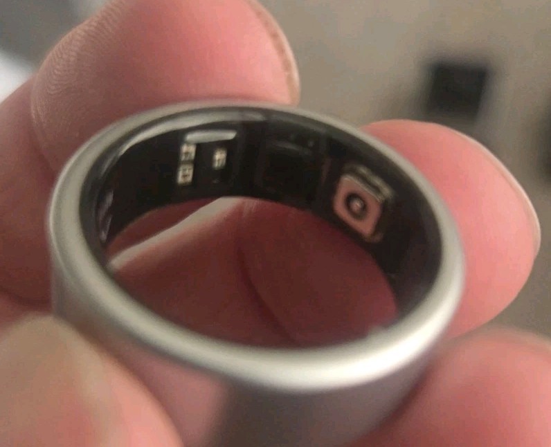 Aivela Smart Ring Size 10 Titanium MSRP $179