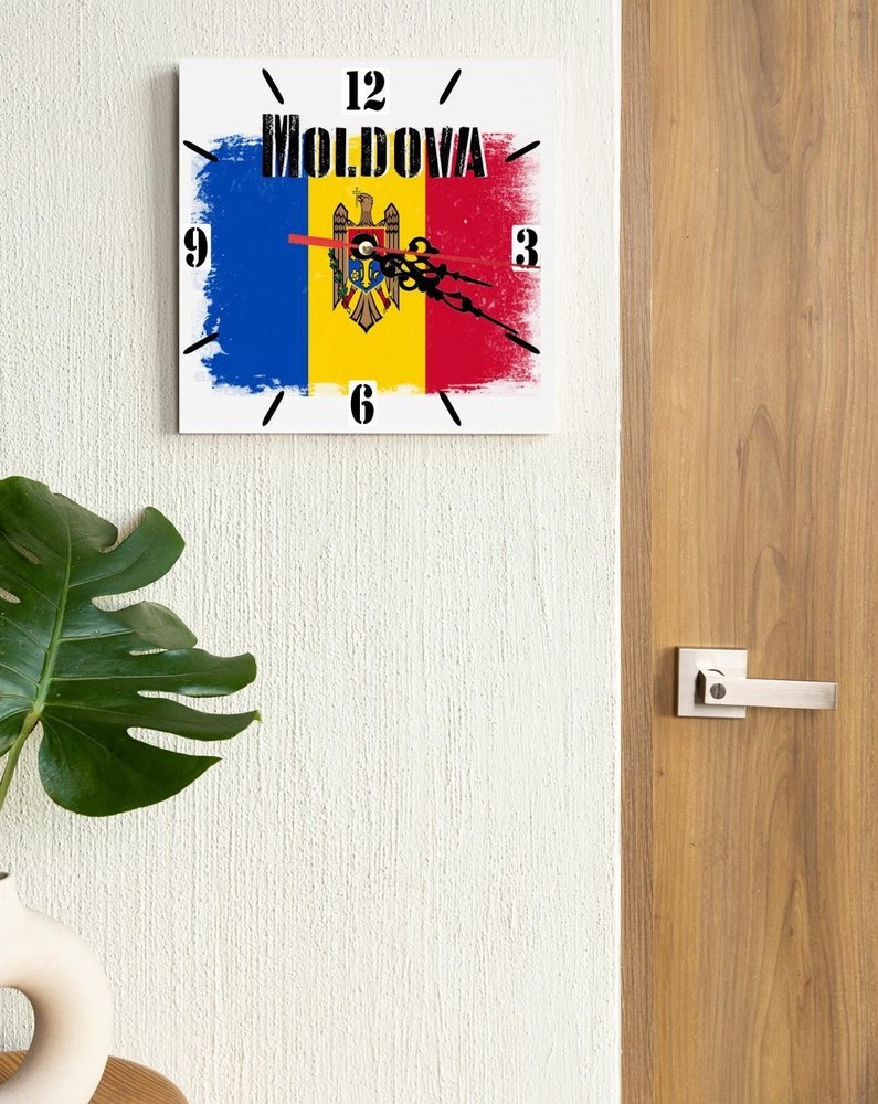 Moldova Flag Wall clock patriots CERAMIC Tile Watch Support Décor