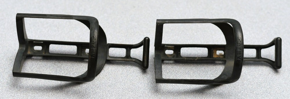 -PAIR- Cateye Plastic Water Bottle Cages, black, vintage vrc
