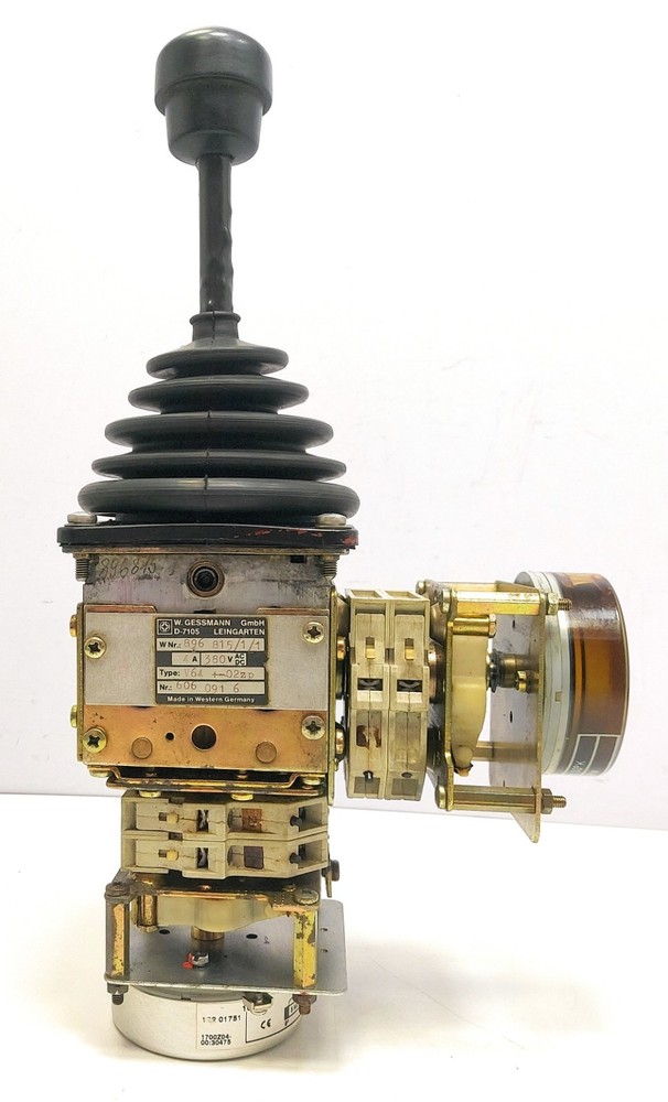 W. Gessmann D-7105 V64 +02zp Joystick Controller
