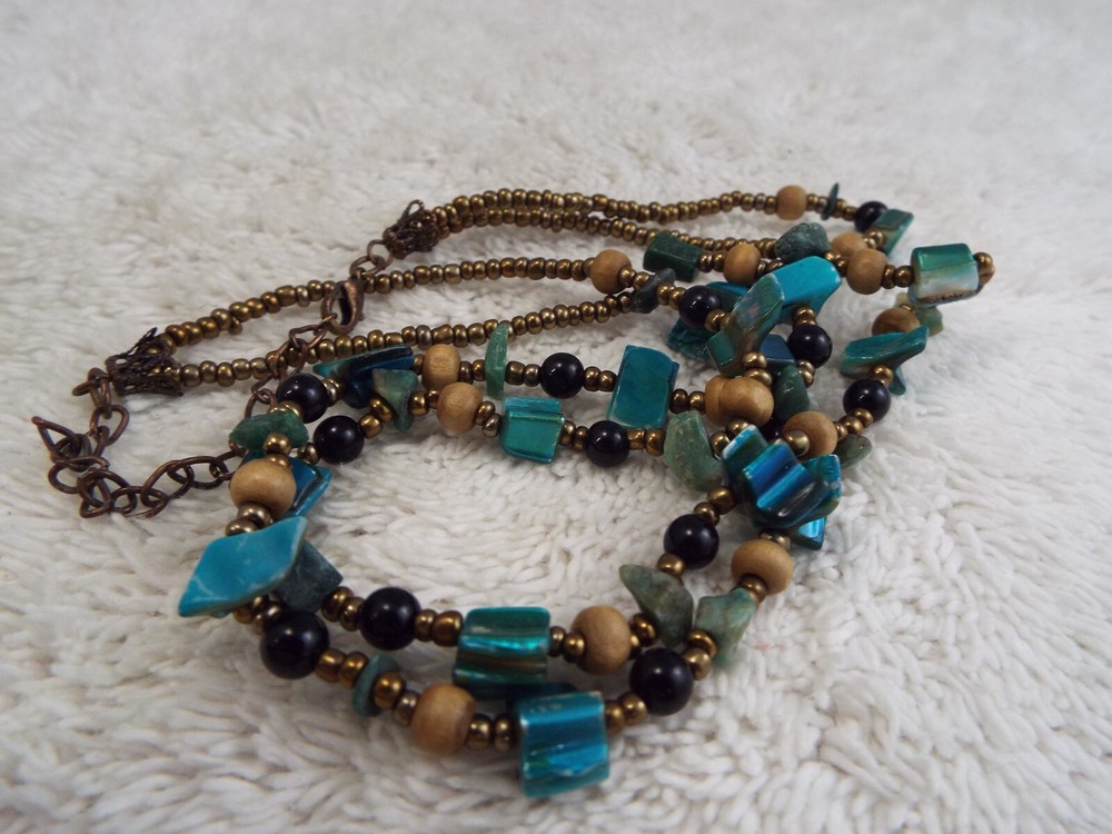 Brown Glass Blue Shell Two Strand Necklace (D39)