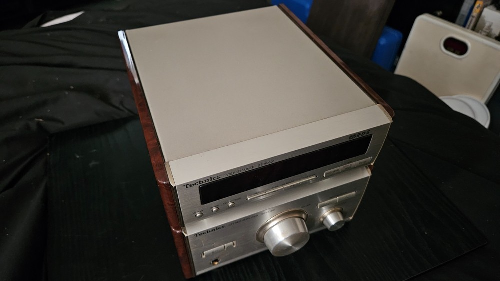 Technics SE-HD501 amplifier & tuner