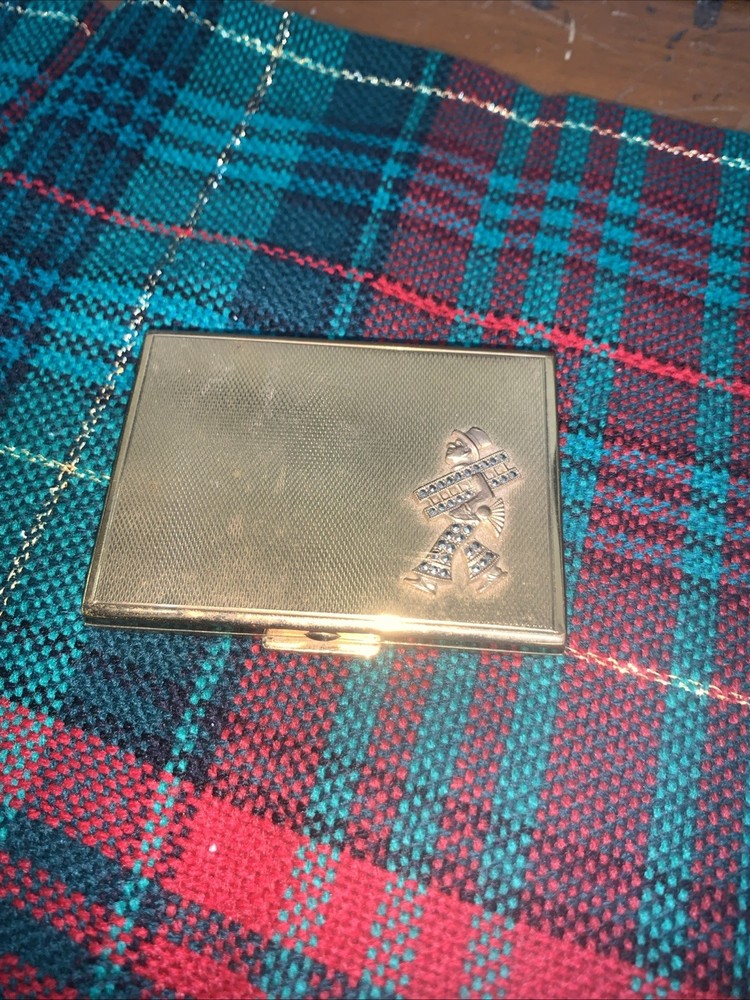 Vintage powder box