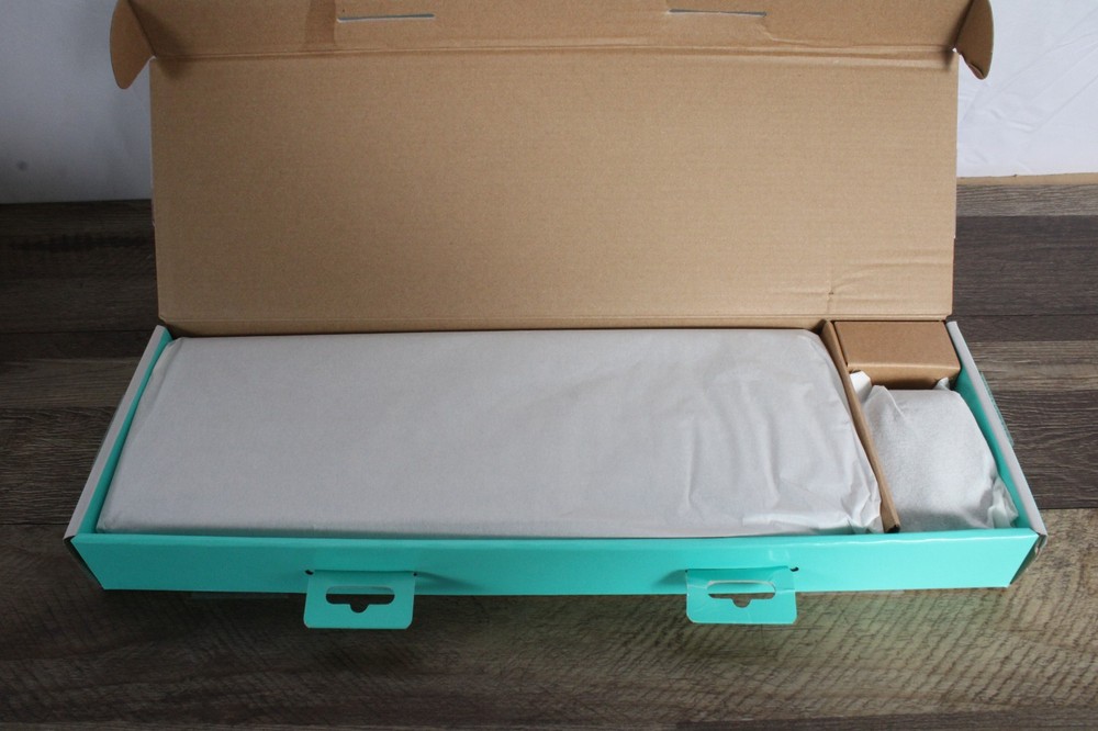 Logitech Bluetooth Compact Combo - Pink Or Black: Wireless Technology 920-013509