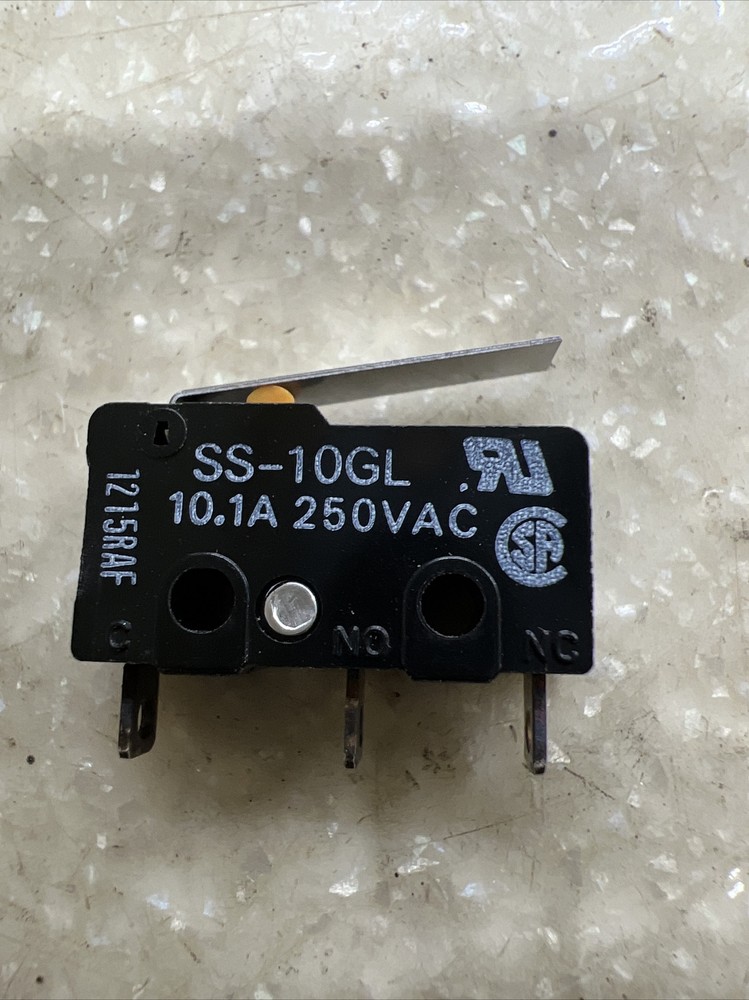 Omron Micro Switch SS-10GL MICRO SWITCH, HINGE LEVER, SPDT 10A (AC), 4A (DC)