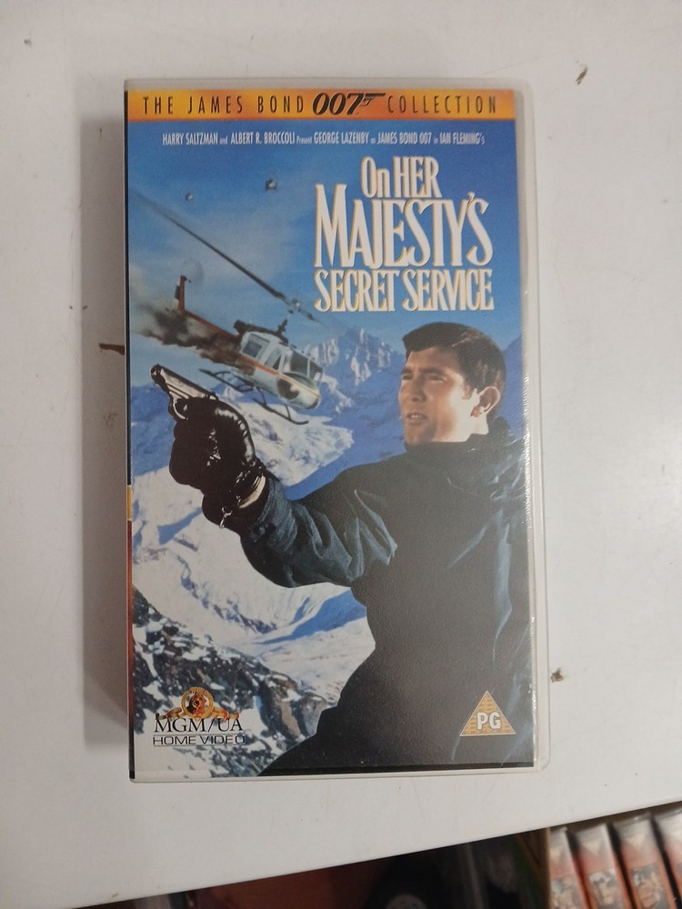 18x James Bond VHS Video Collection