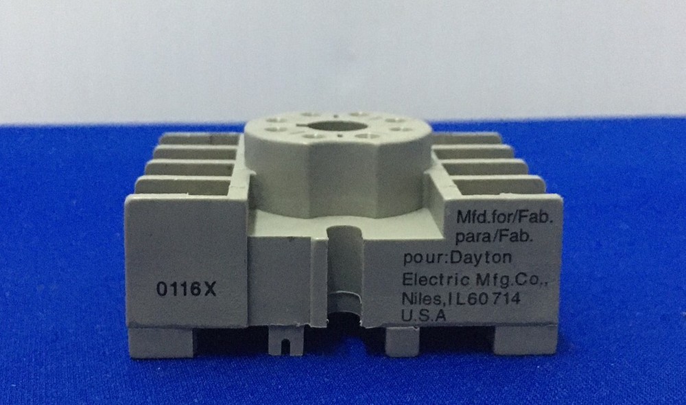 DAYTON 5X852-M RELAY SOCKET