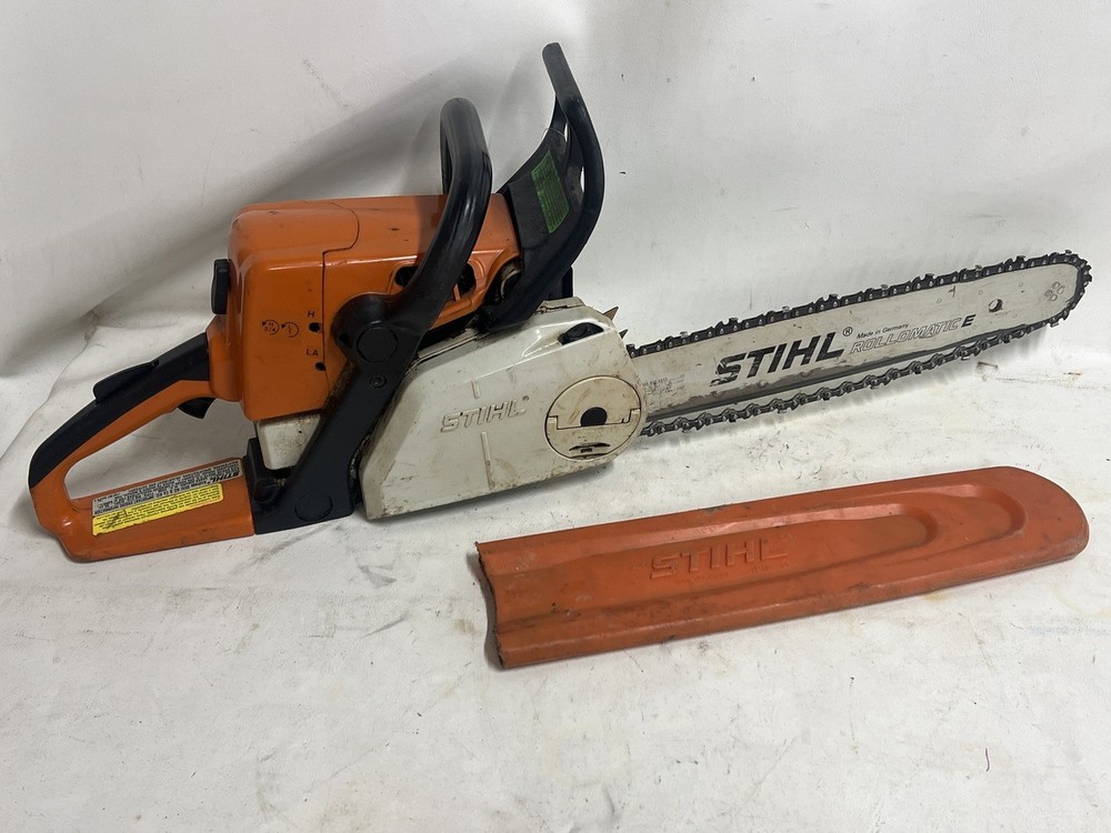 Stihl MS210C Chainsaw 16” Bar & Chain EASY START SYSTEM, RUNS GREAT
