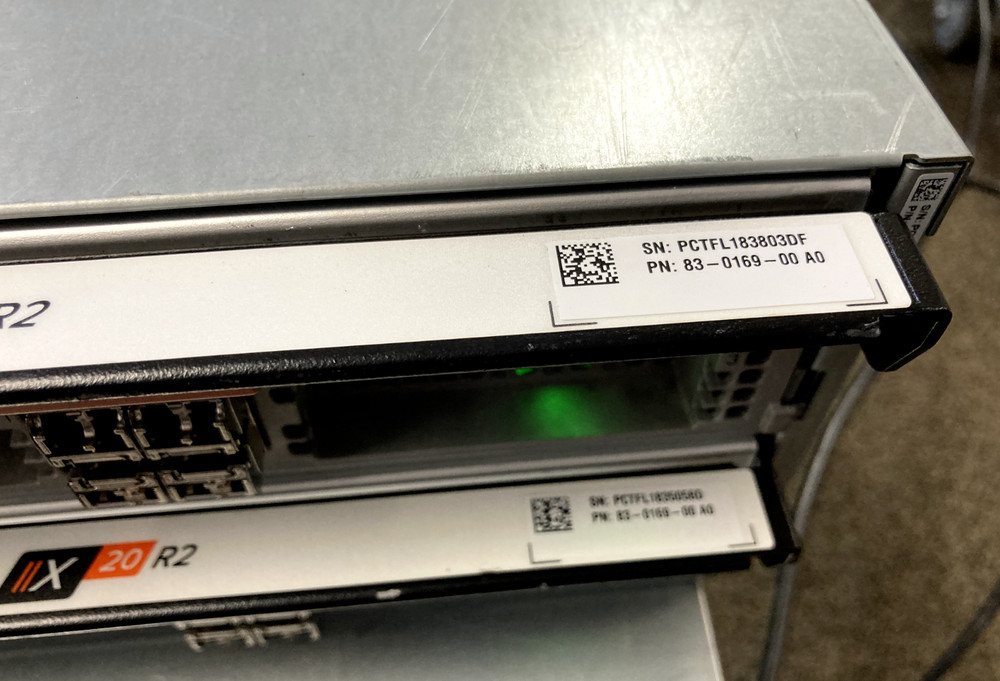 PURESTORAGE 2x FLASHARRAY X20-R2 CONTROLLER 2x Silver 4114 192GB RAM NO SSD
