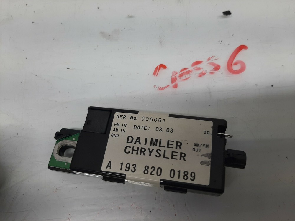 2004-2008 Chrysler Crossfire Antenna Amplifier Amp Module Oem